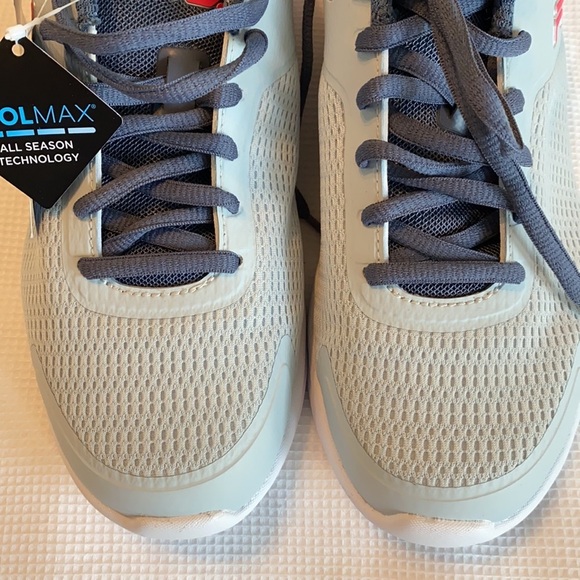 Woman’s Fila Coolmax Memory Foam size 8 Sneakers - Picture 10 of 12